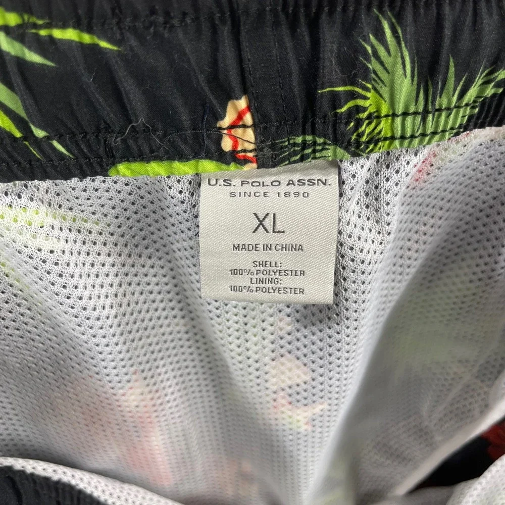 U.S‎ Polo Assn Tropical Swim Trunks XL Black Floral Beach Shorts Mesh